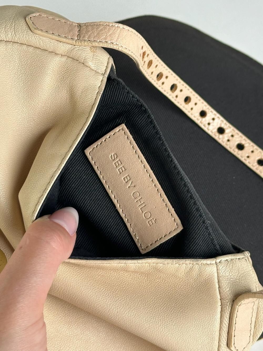 Chlo&eacute; Shoulder Bag