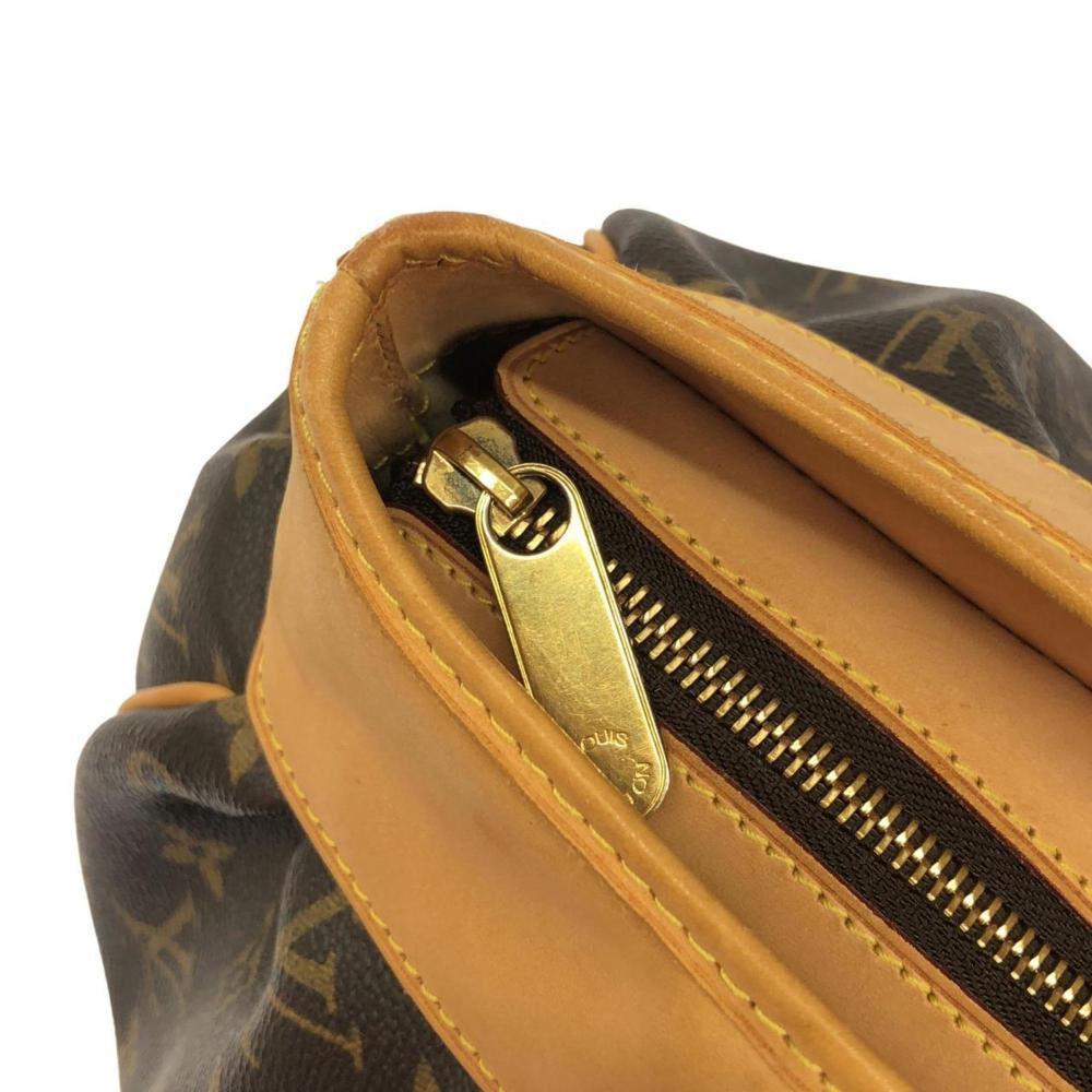 Louis Vuitton Shoulder Bags