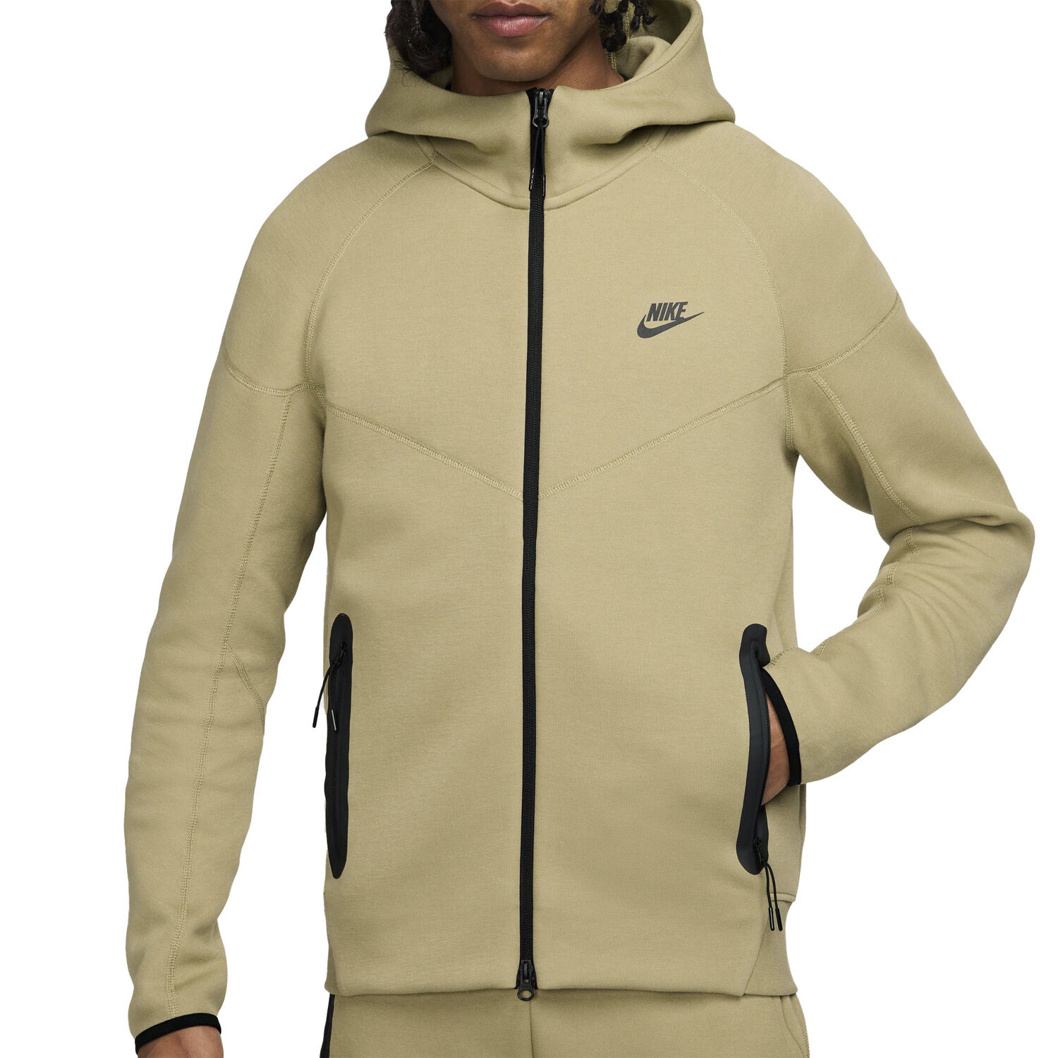 Tech Fleece h&aelig;ttetr&oslash;je