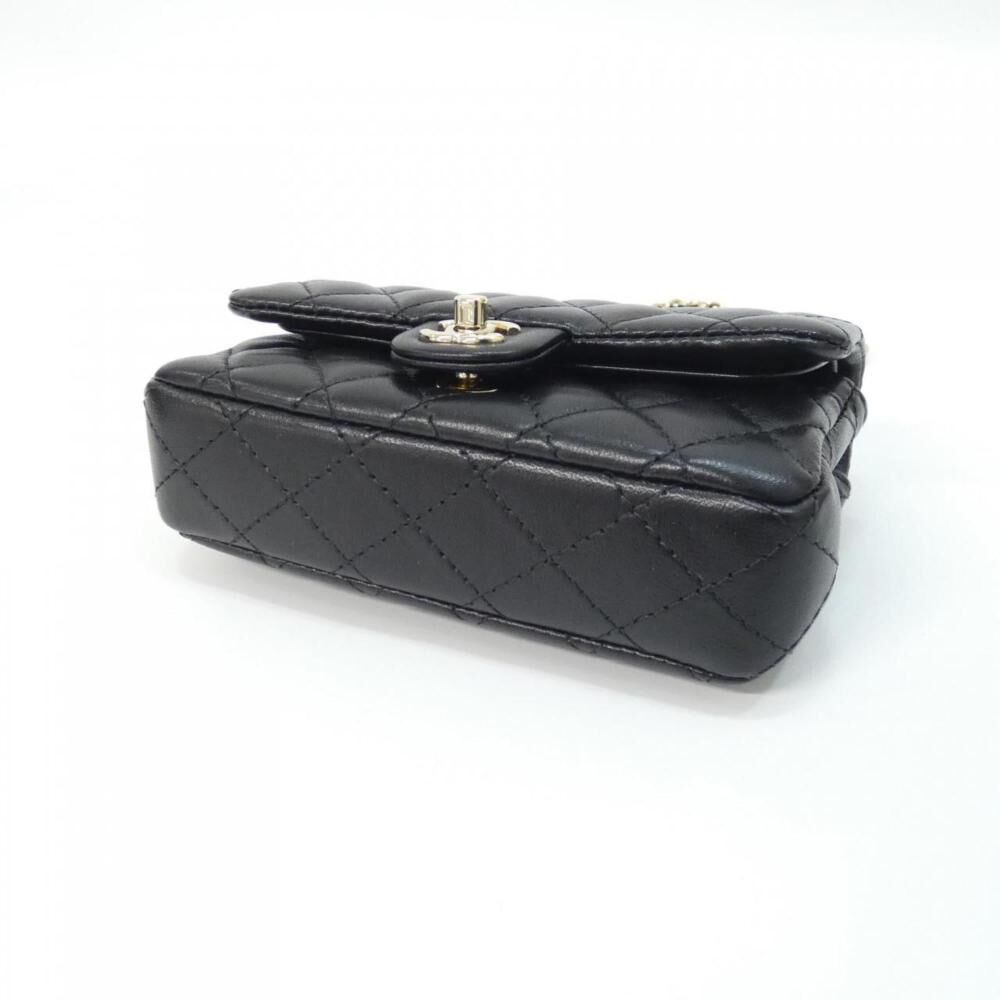 Chanel Charm