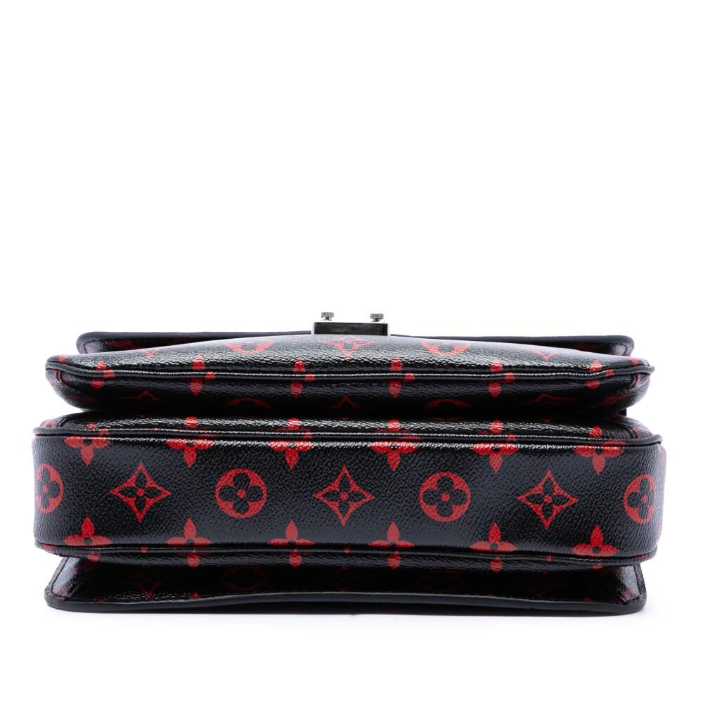 Louis Vuitton Pochette M&eacute;tis