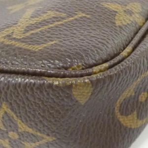 Louis Vuitton Pochette Accessoires