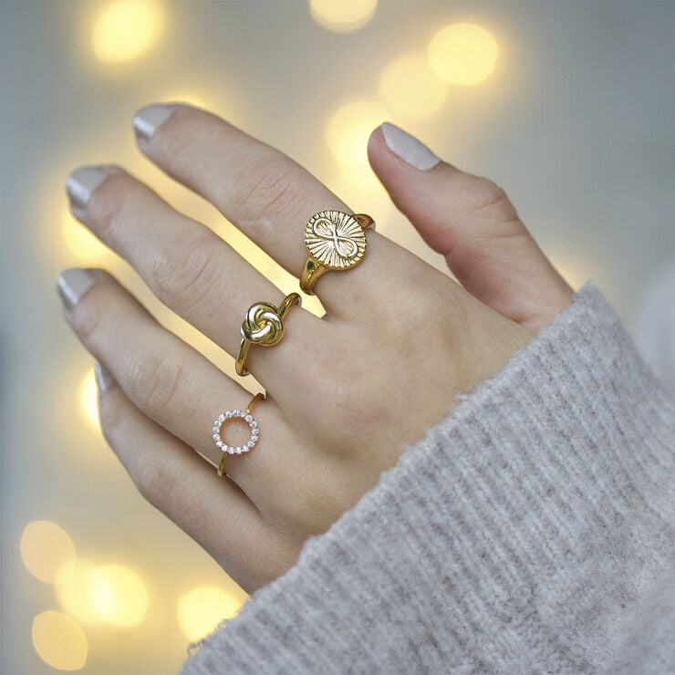 Knot Ring