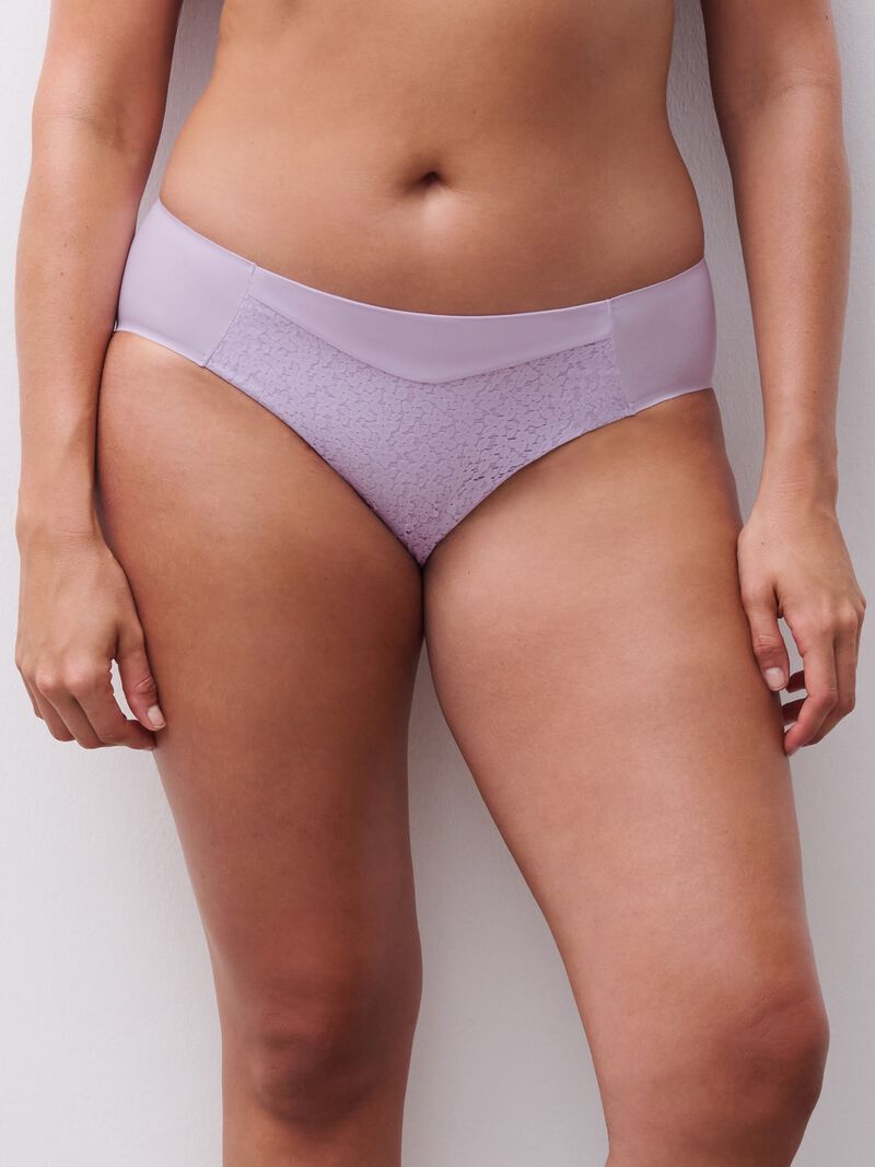 Norah Brief