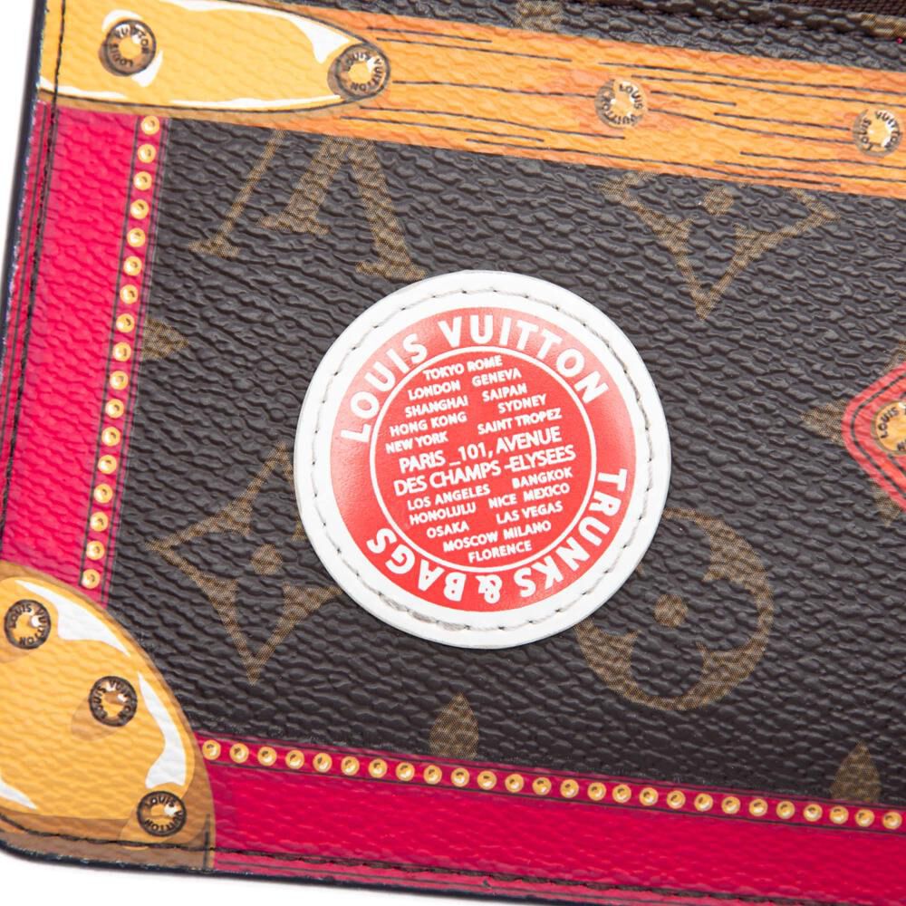 Louis Vuitton Shoulder Bags