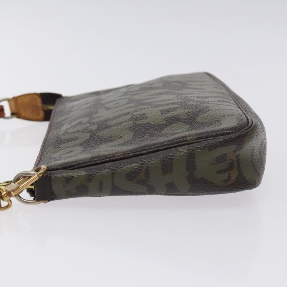 Louis Vuitton Pochette Accessoires