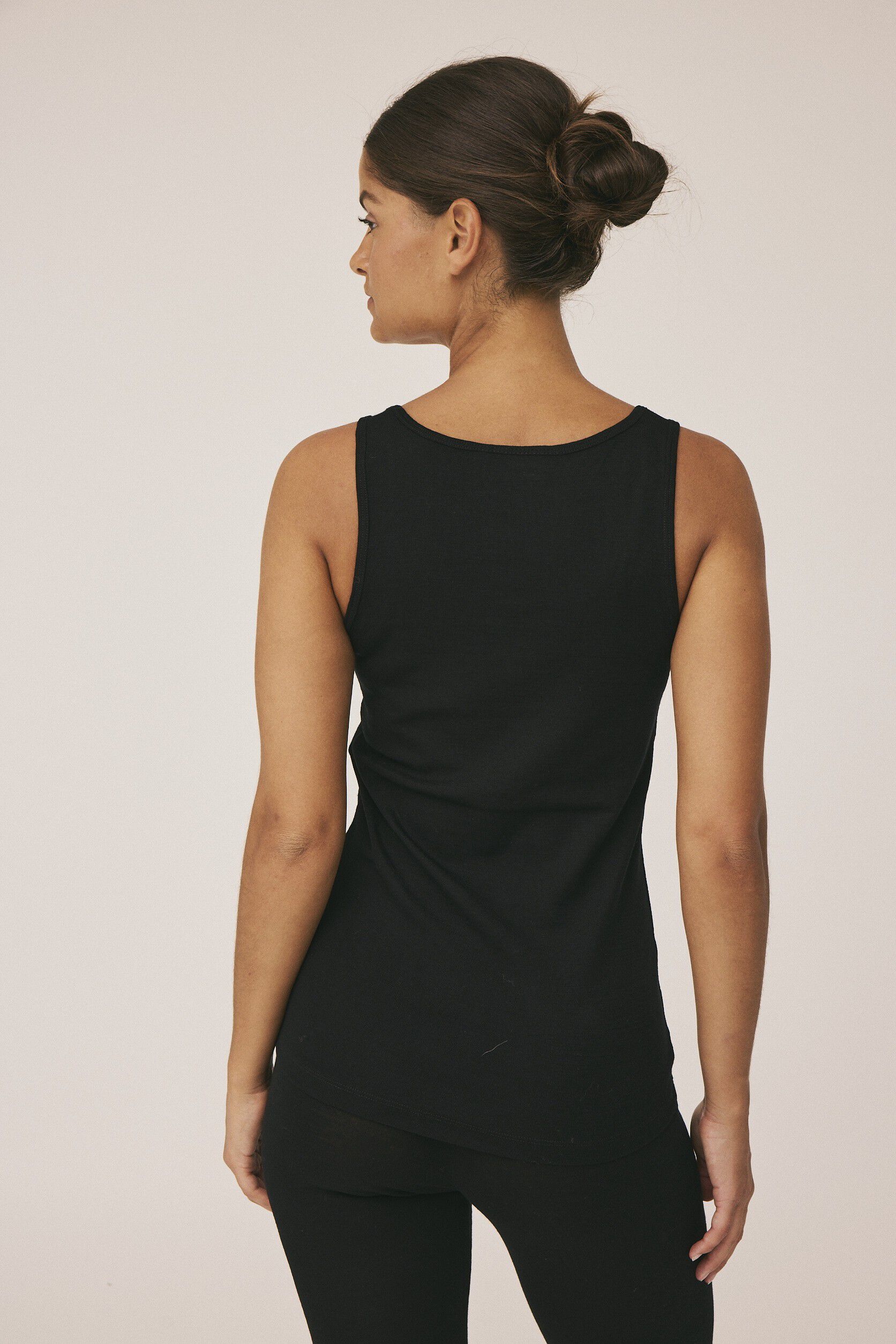 Celia 2 - 100% RWS Merino Wool