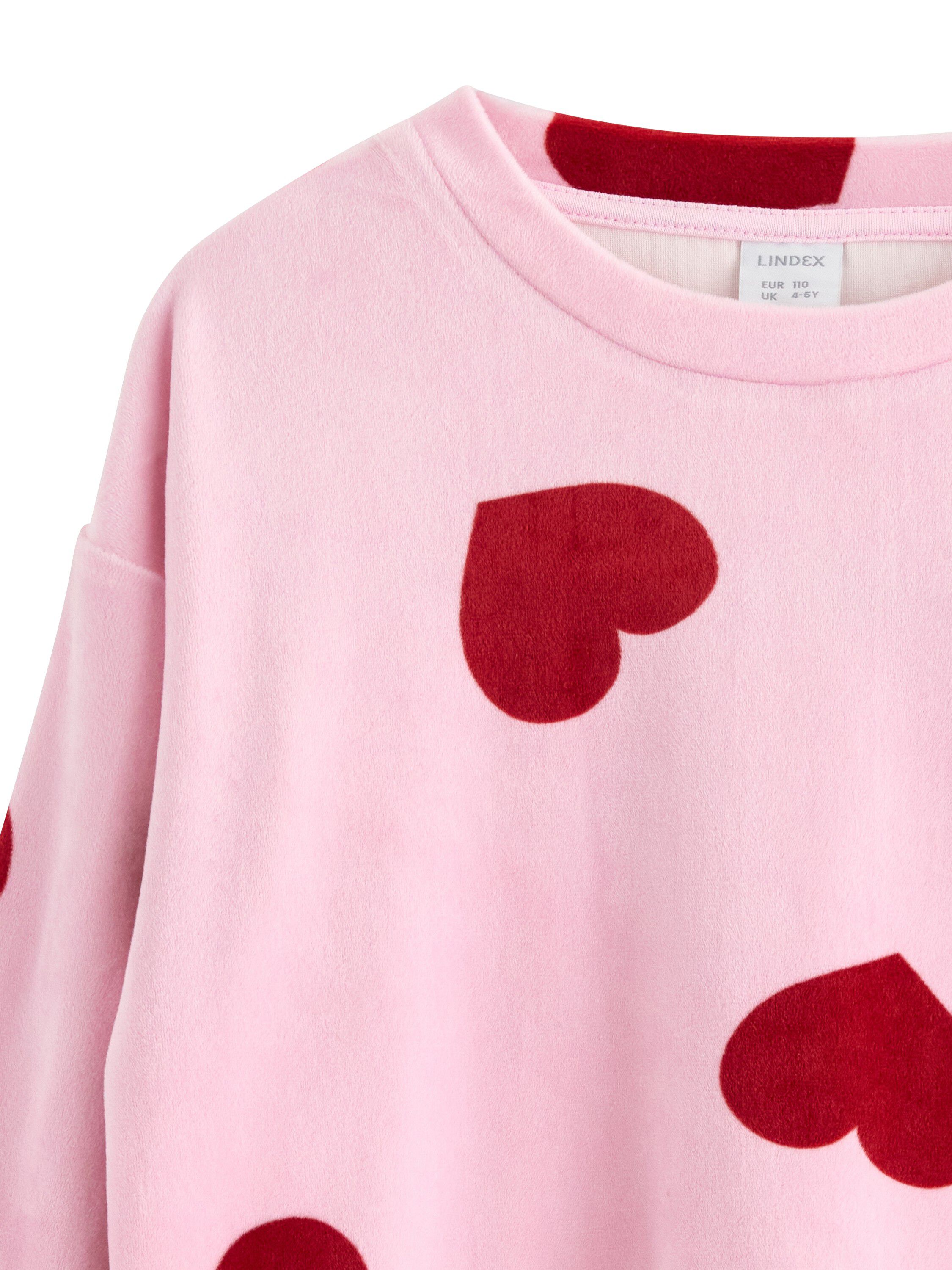 Soft long-sleeved jumper in velour