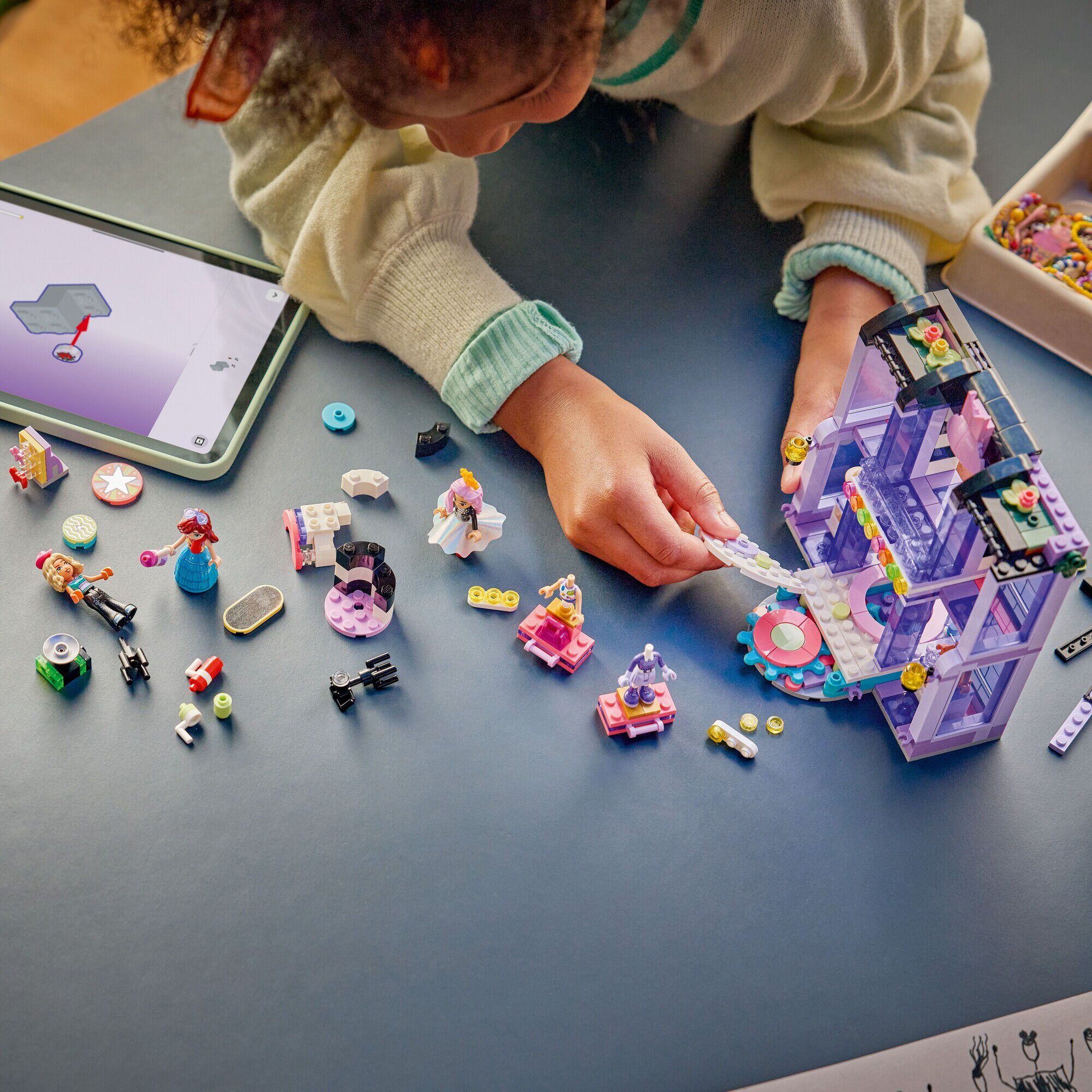 Heartlake Citys modeshow 42685