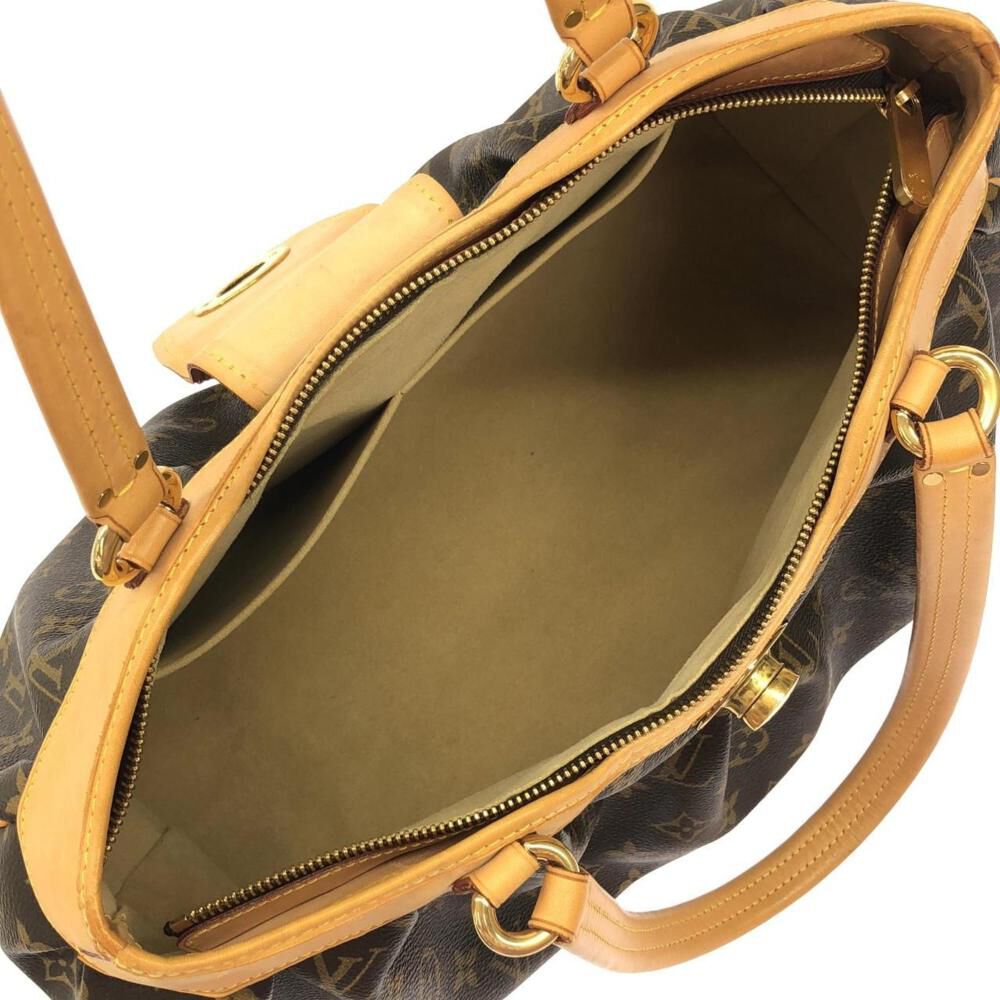 Louis Vuitton Shoulder Bags