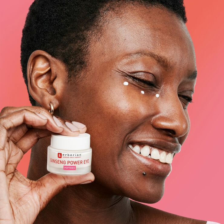 Ginseng Power Eye  Udglattende øjencreme  fine linjer og rynker