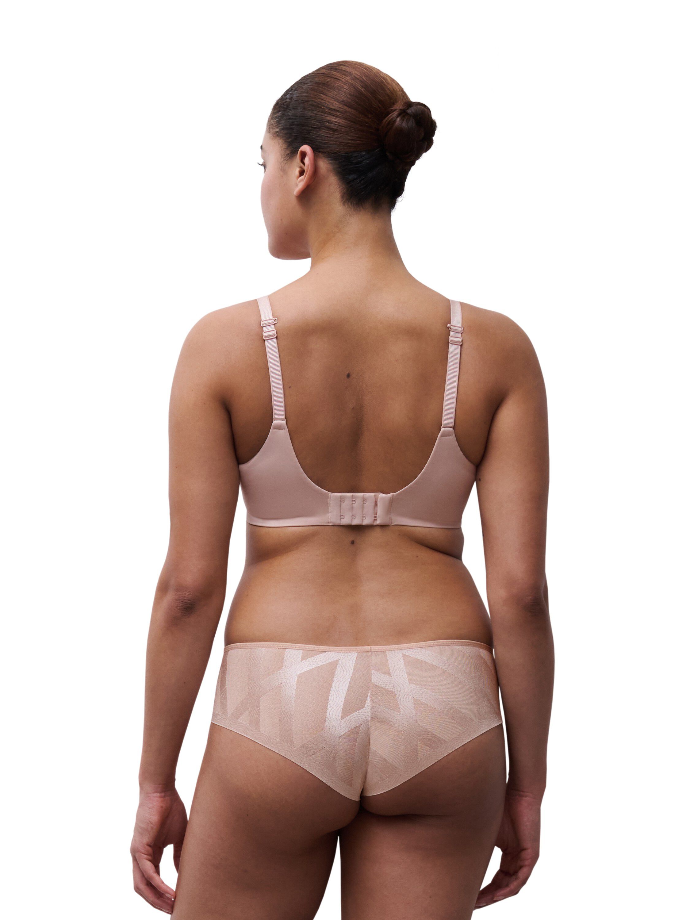 CO BRA TSHIRT COVERING