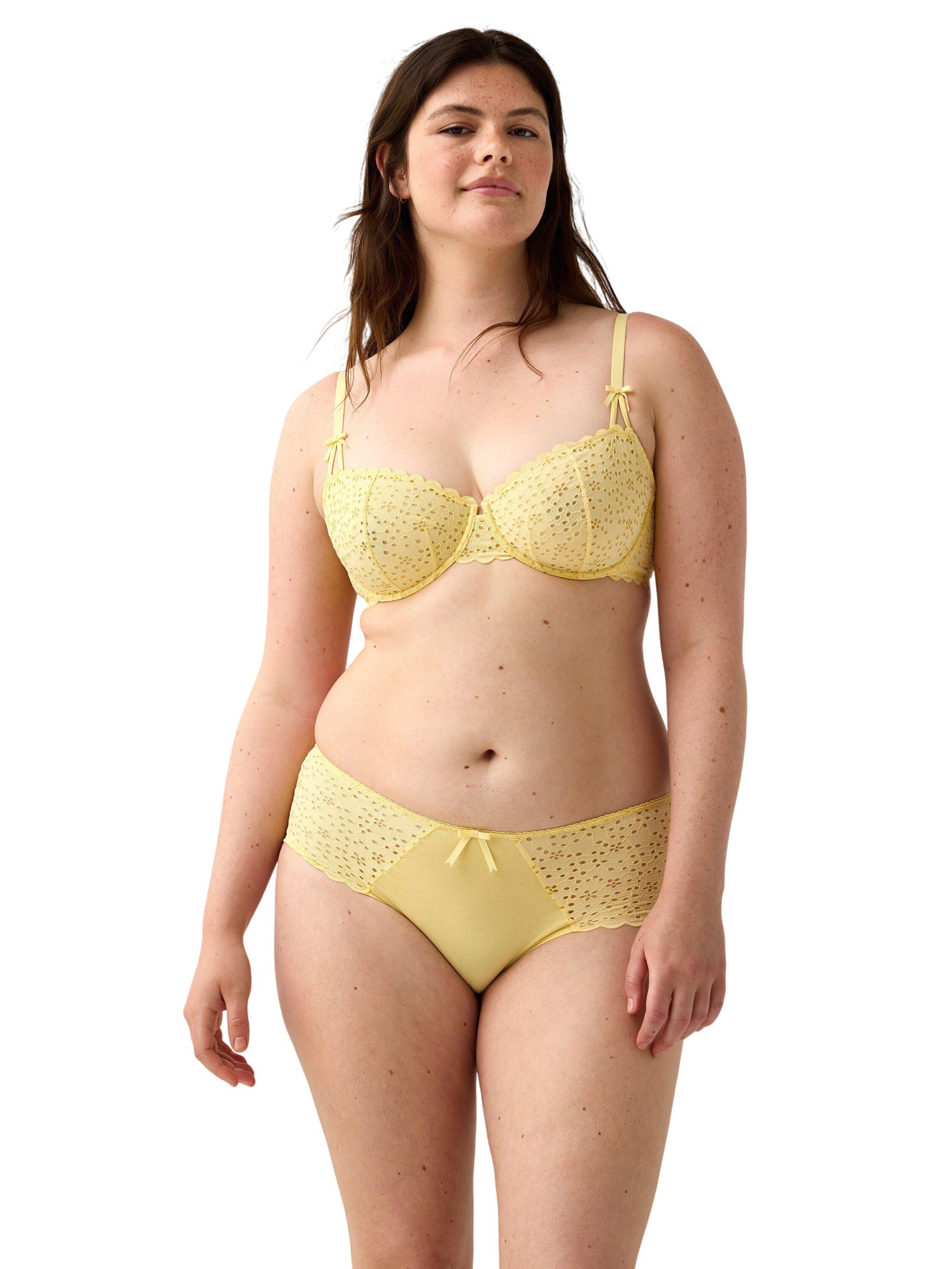 Trusser med normal talje