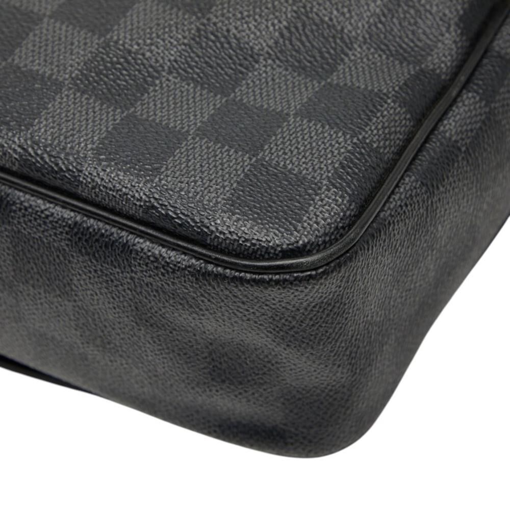 Louis Vuitton District