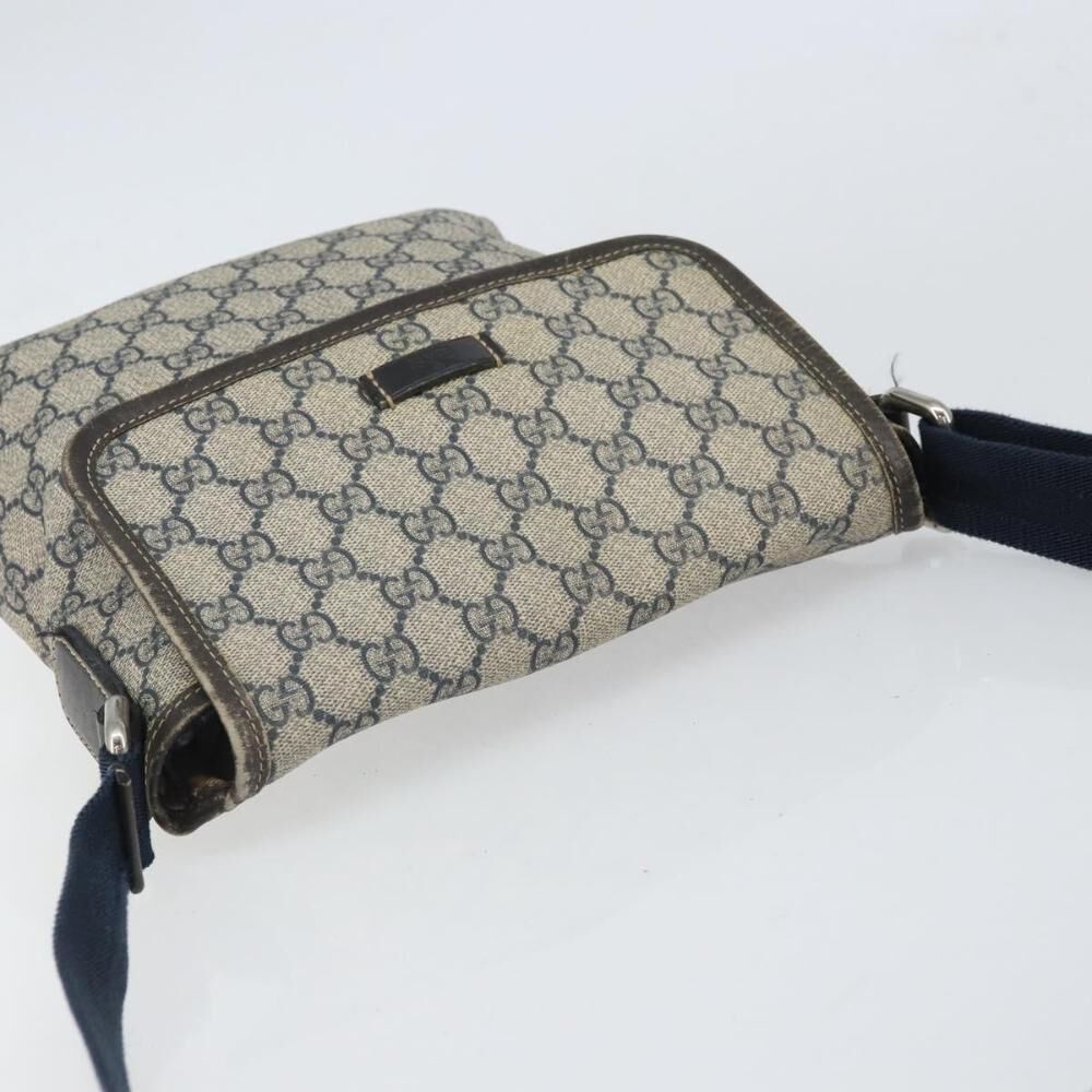 Gucci Messenger Bag