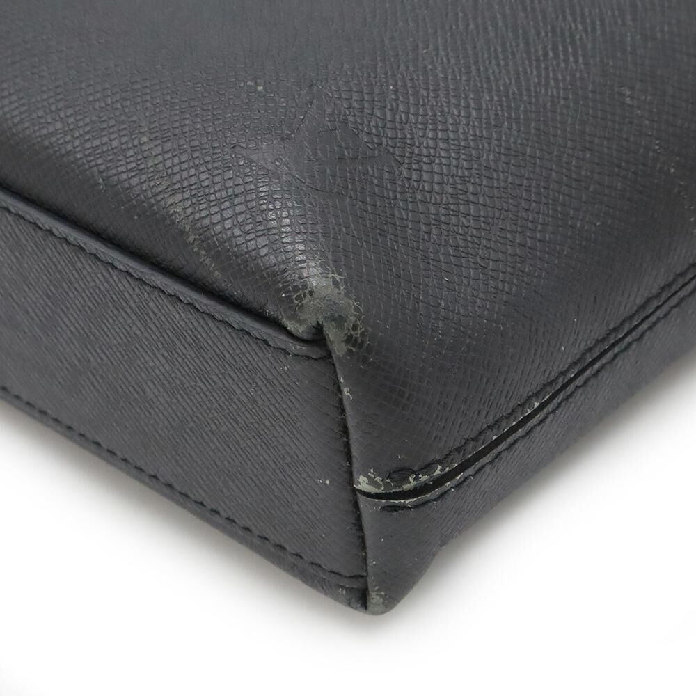 Louis Vuitton Crossbody Bag