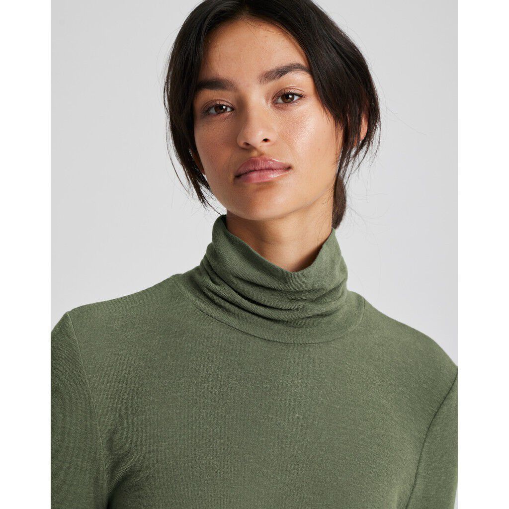 Anna Wool Turtleneck