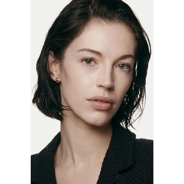 Water-Fresh Tint With Micro-Droplet Pigments. Bare Skin Effect. Natura