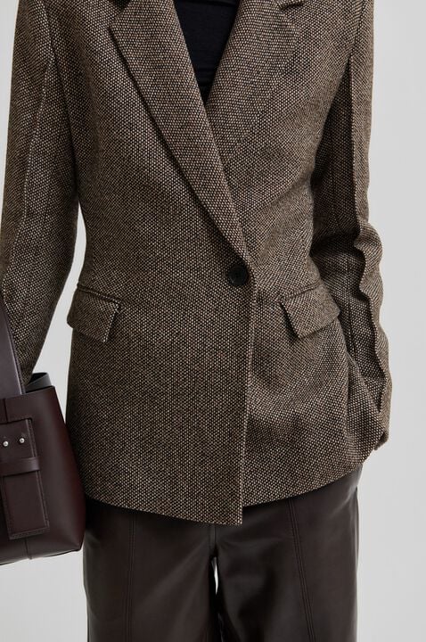 Emi Fitted Blazer