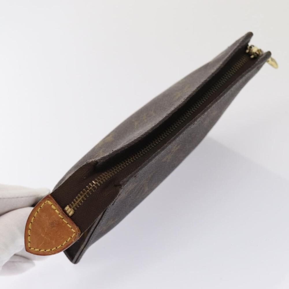 Louis Vuitton Poche Toilette