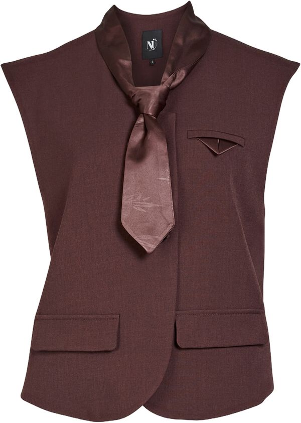 Ariel Vest