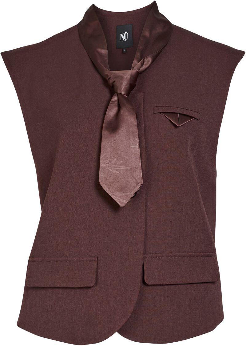 Ariel Vest