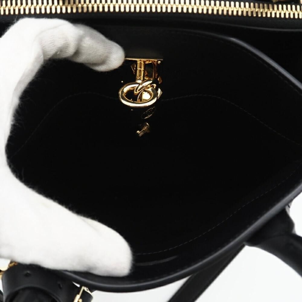Louis Vuitton Tote