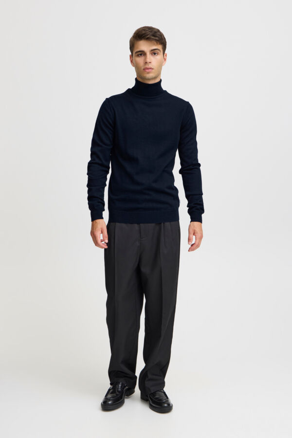 CFKONRAD Merino Roll Neck Knit