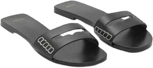 SANDALS .-- DREA