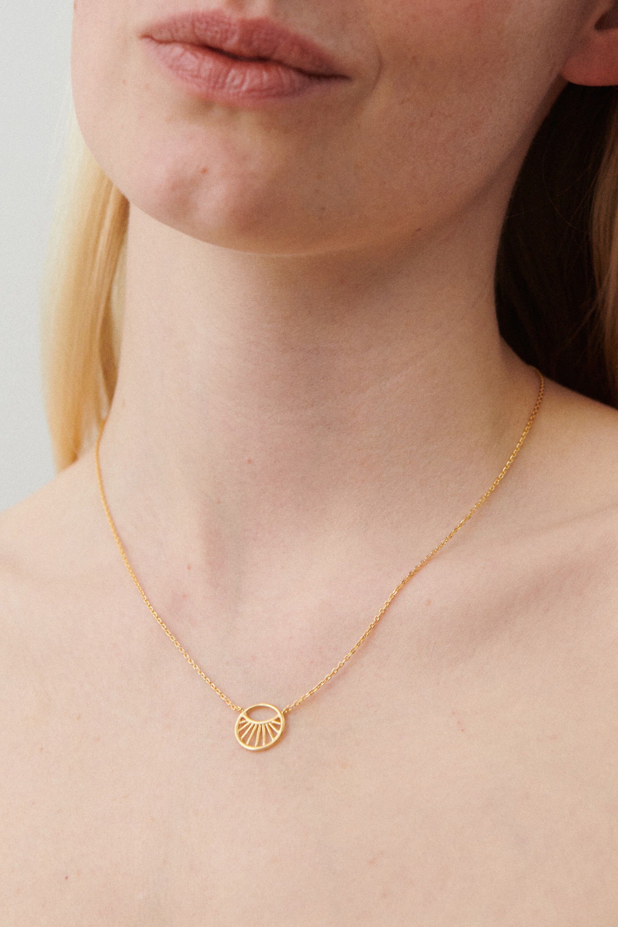 Small Daylight Necklace