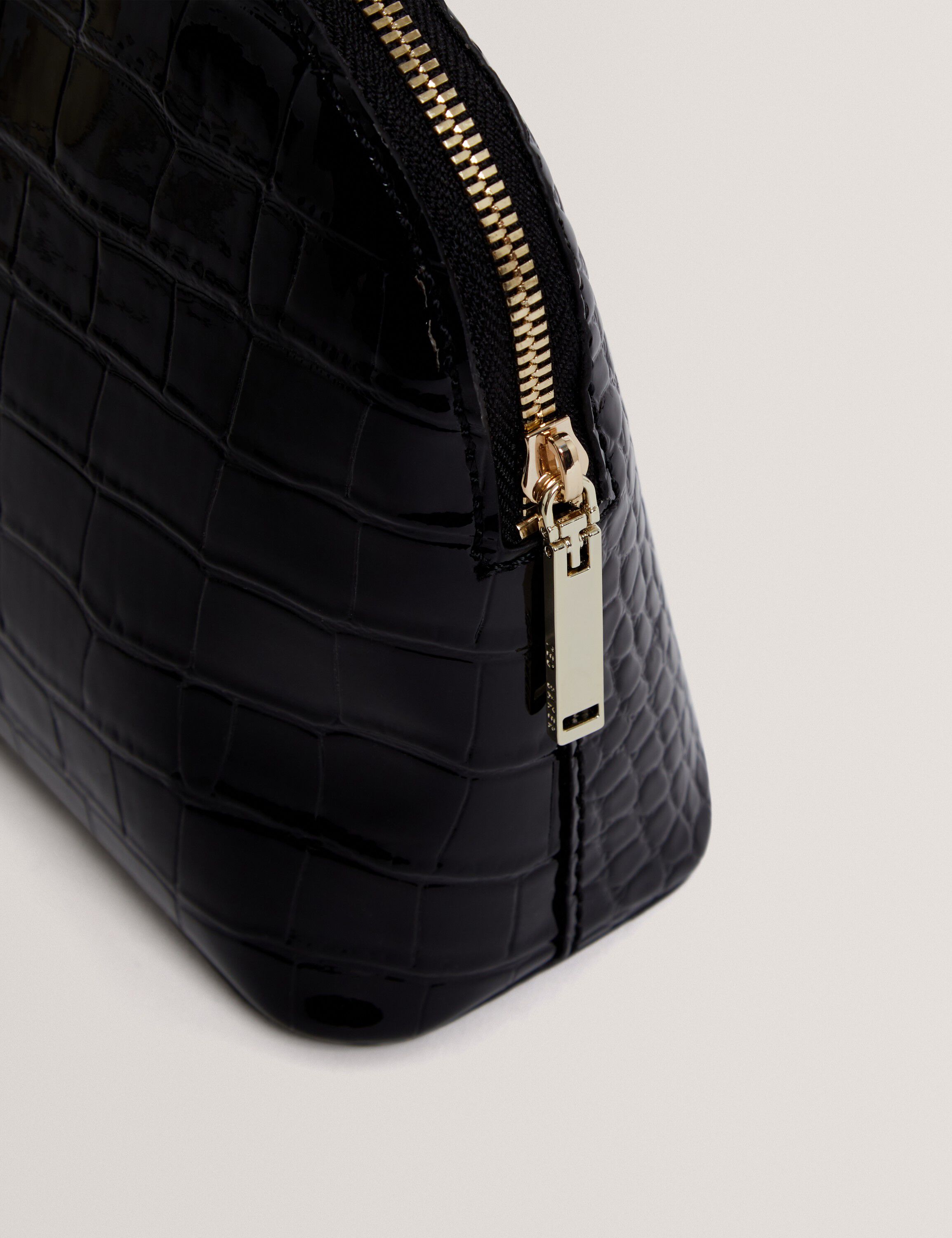 VALMMA Croc Effect Small Washbag