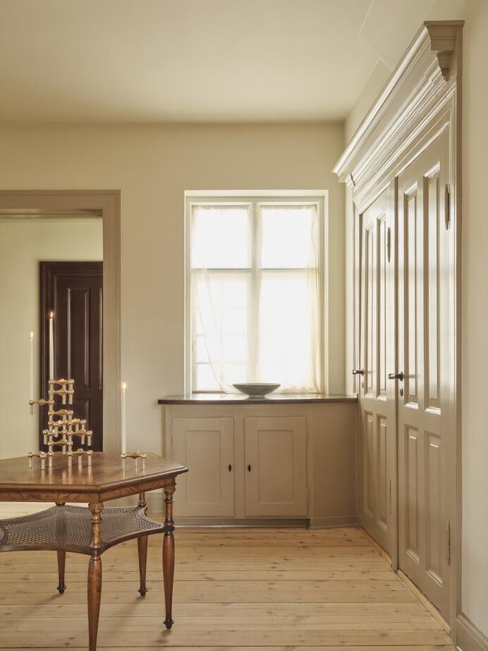 Nagel candle holder set with 3 pcs - brushed brass