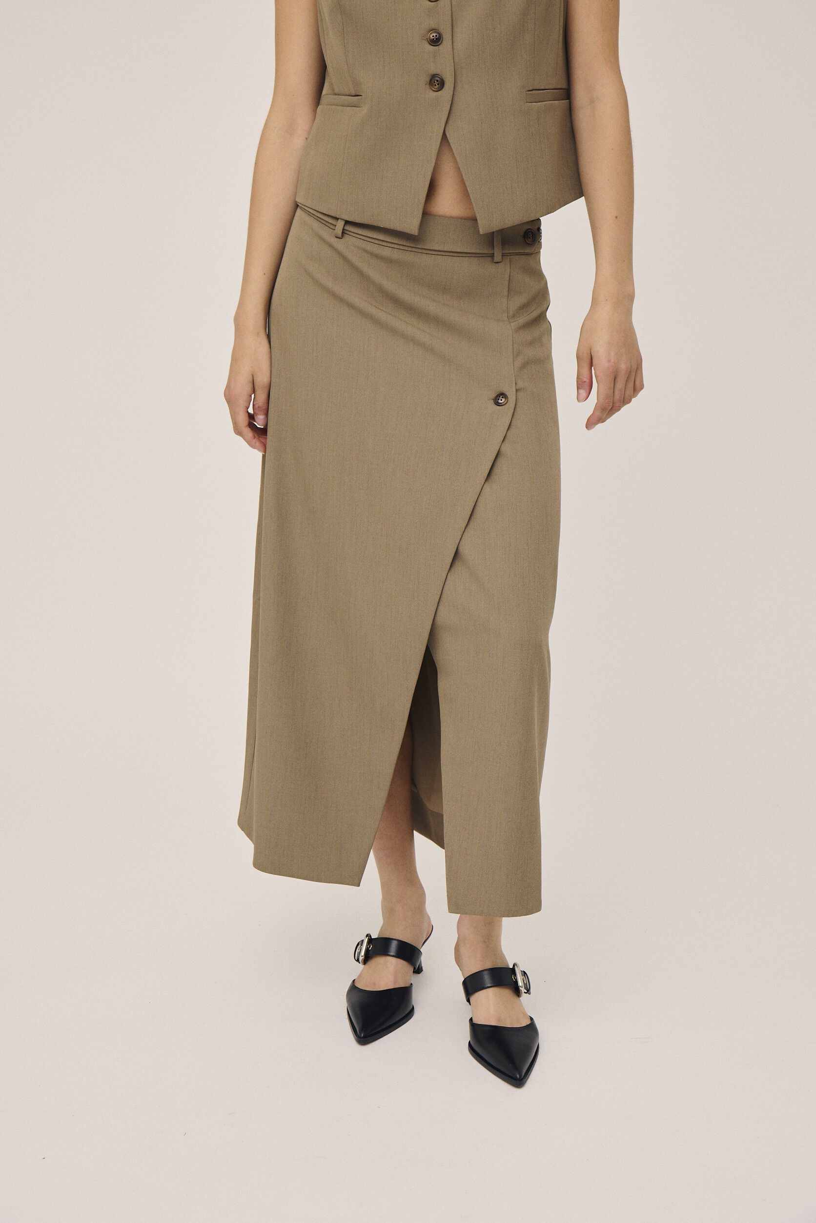 Sl&aring;-om-nederdele