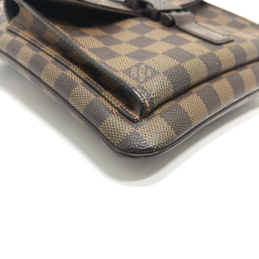 Louis Vuitton Shoulder Bags