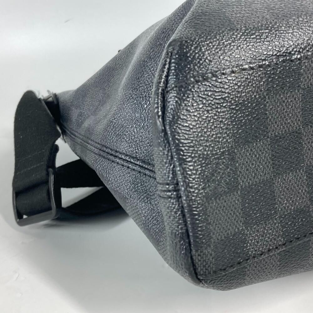 Louis Vuitton Messenger