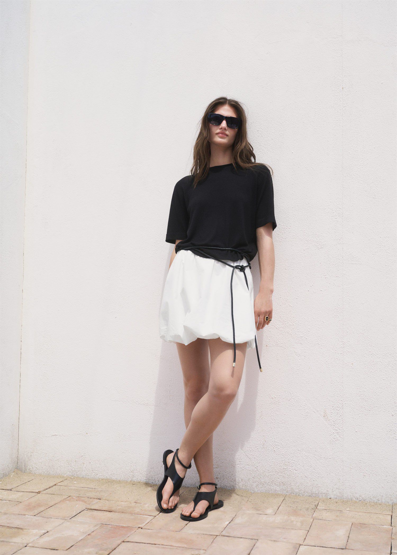 Short-sleeved fine-knit sweater