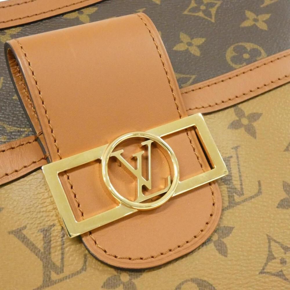 Louis Vuitton Shoulder Bags