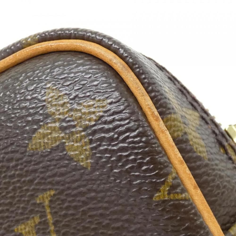 Louis Vuitton Shoulder Bags