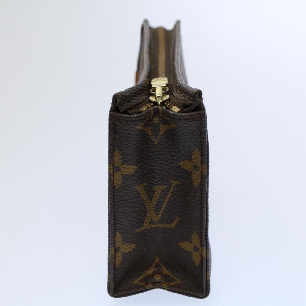 Louis Vuitton Poche Toilette