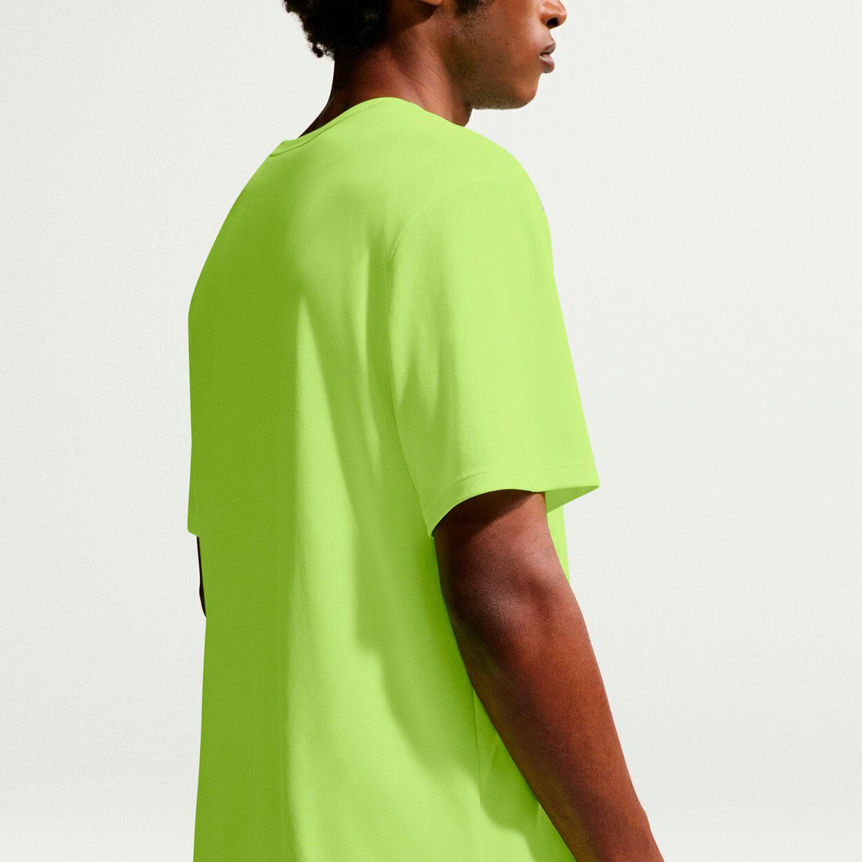 Miler Dri-Fit UV L&oslash;be T-shirt