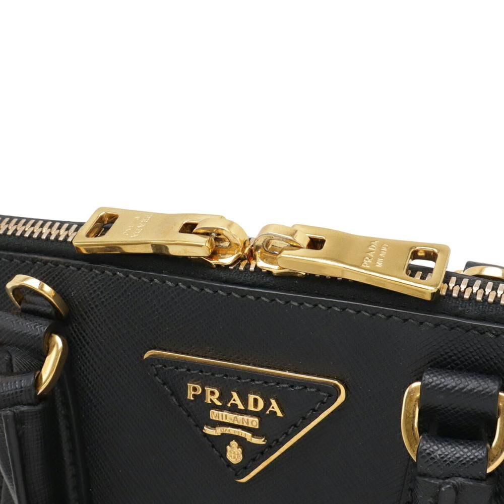 Prada Promenade
