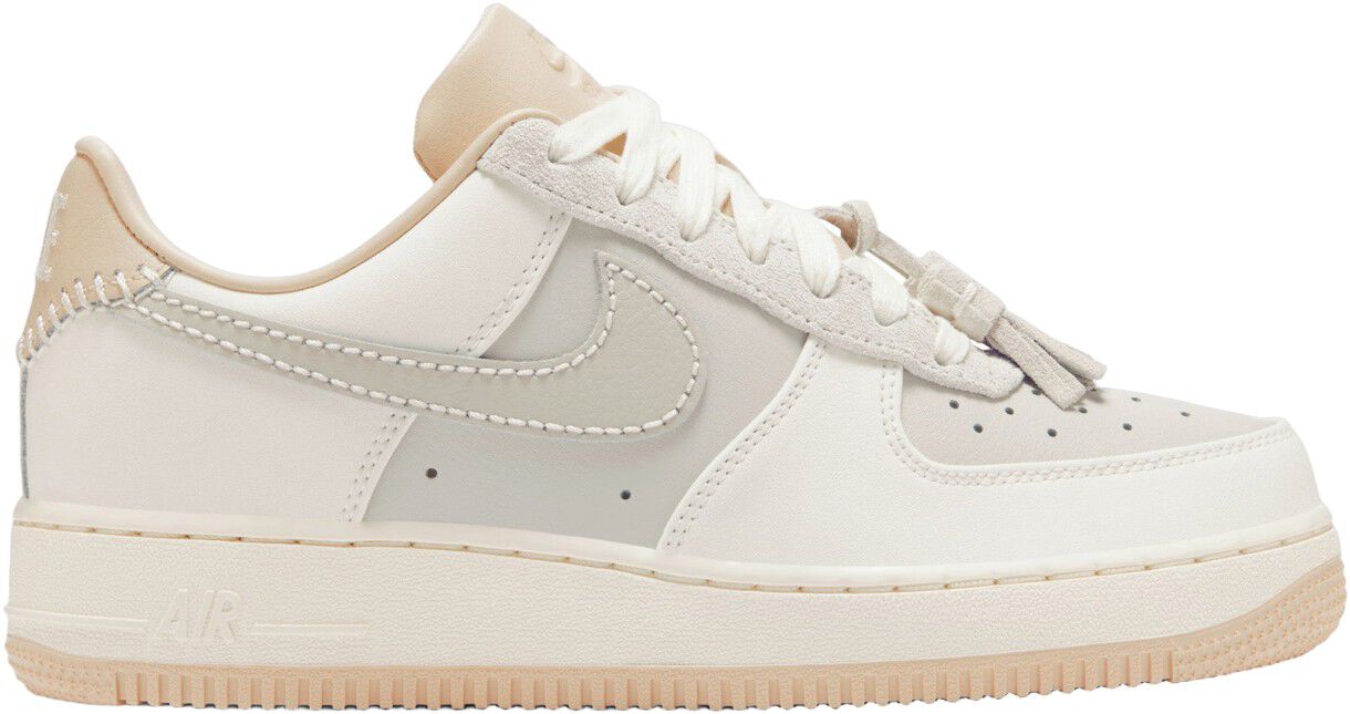 Air Force 1 '07 Sneakers