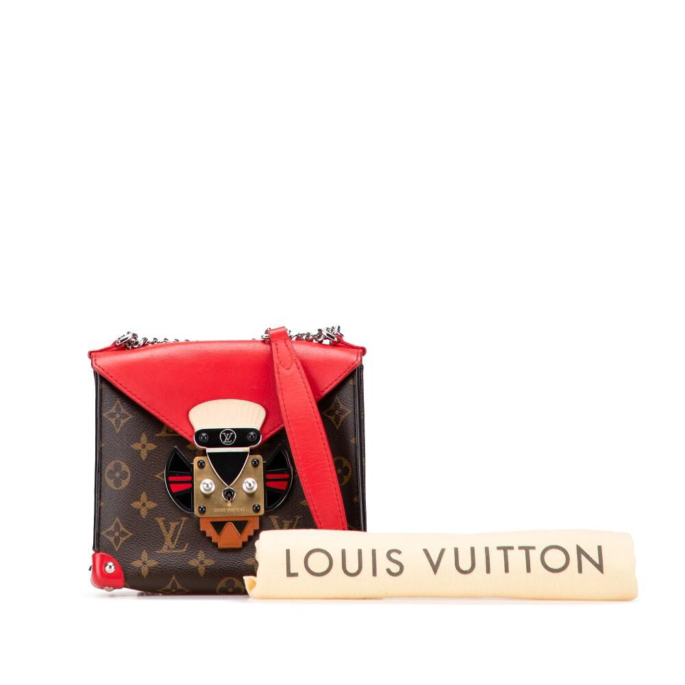 Louis Vuitton Shoulder Bags