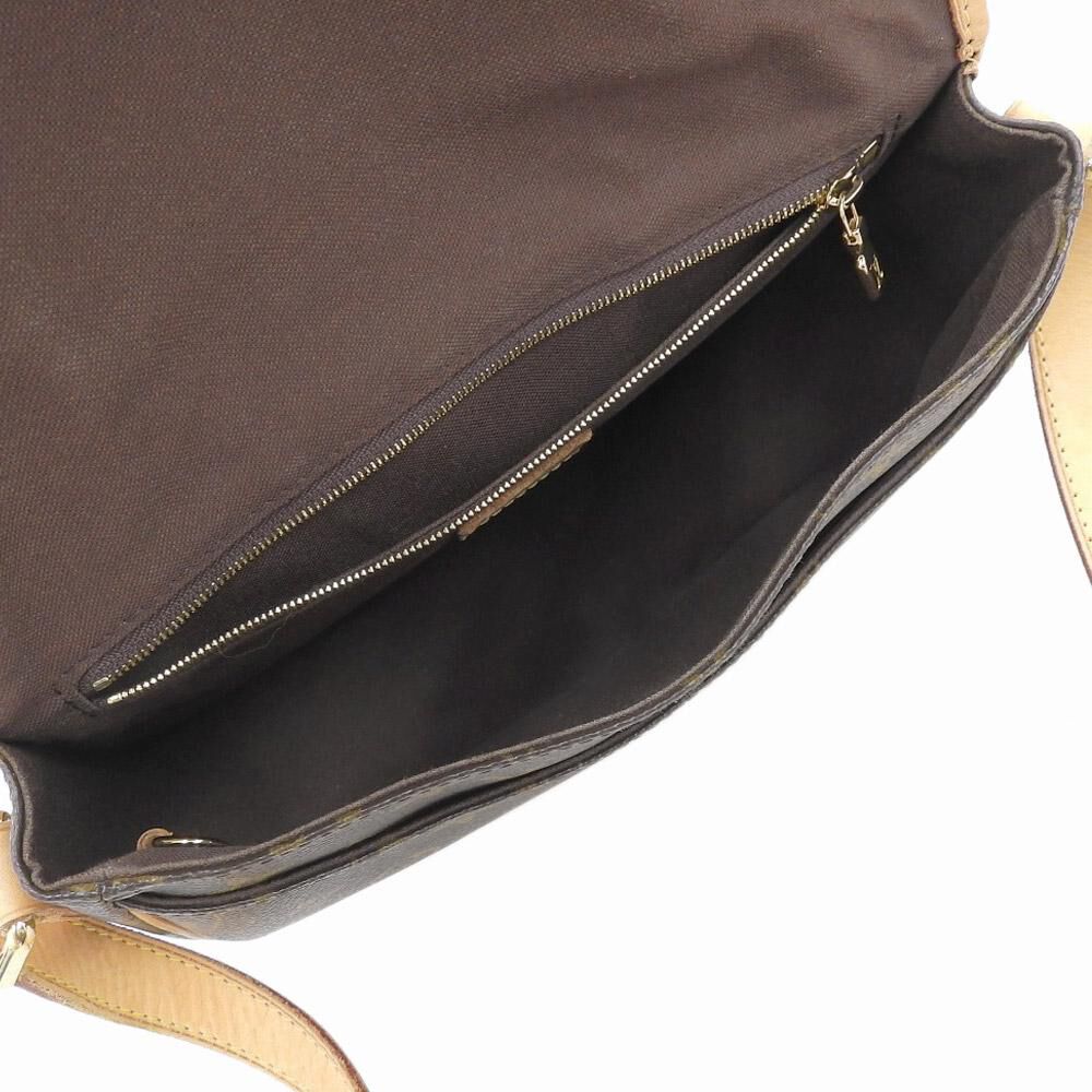 Louis Vuitton Menilmontant