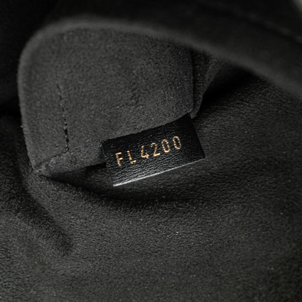 Louis Vuitton Saumur