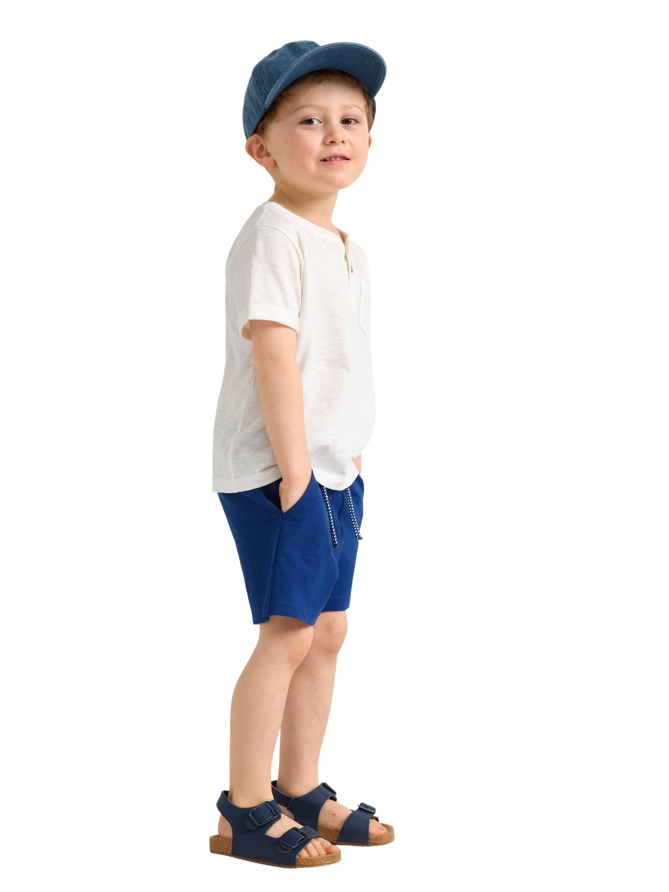 L&oslash;stsittende mellomlange shorts i s