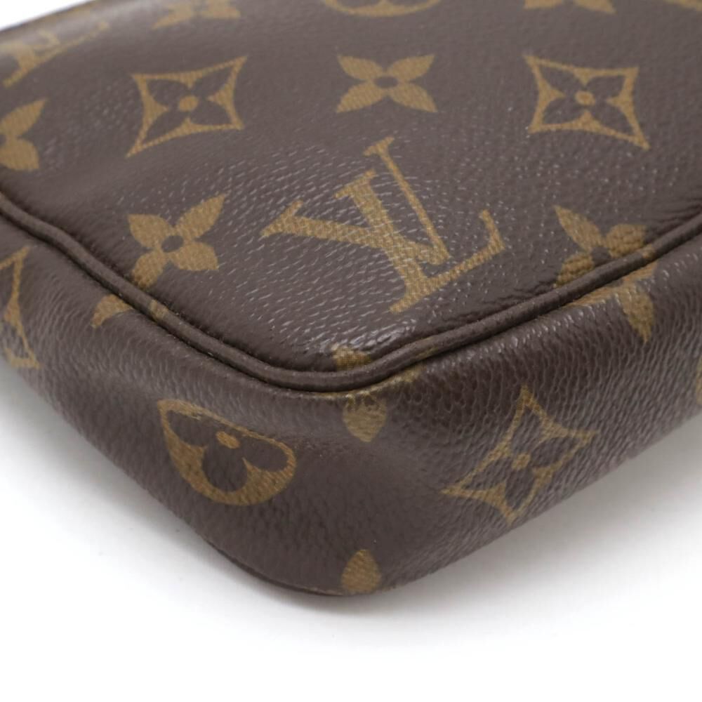 Louis Vuitton Pochette Accessoires