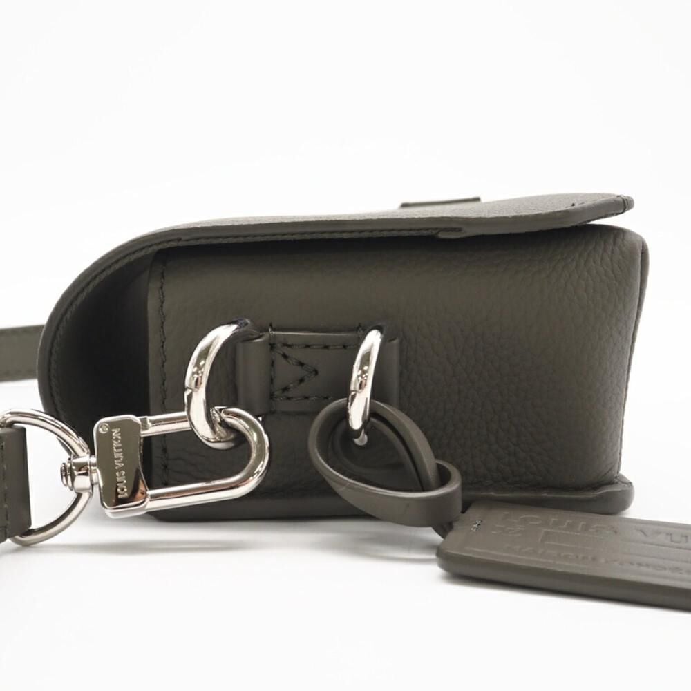Louis Vuitton Shoulder Bags