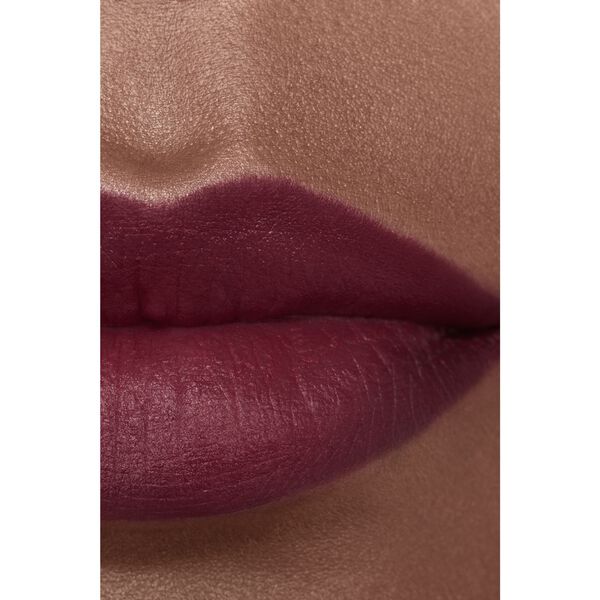 Luminous Matte Lip Colour