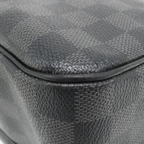 Louis Vuitton Shoulder Bags